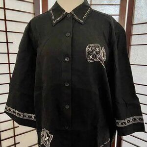 Erika Boho Unique Closet Staple Linen black shirt beige embroidery button down M